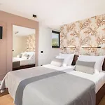 Oliva Zadarvillas