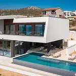 Oliva Zadarvillas Dolac