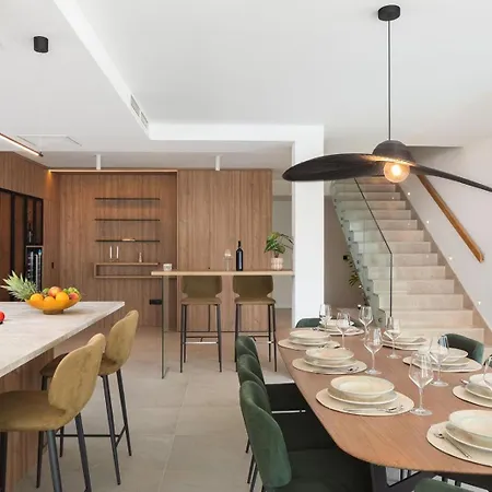 Oliva Zadarvillas