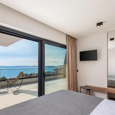 Oliva Zadarvillas