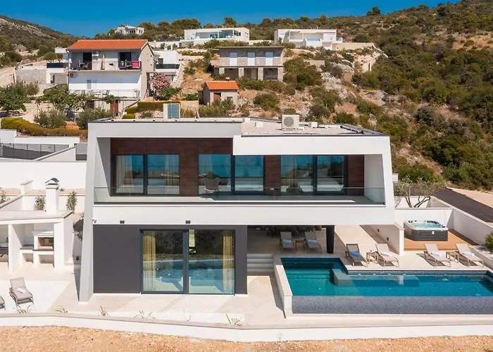 Oliva Zadarvillas * Dolac